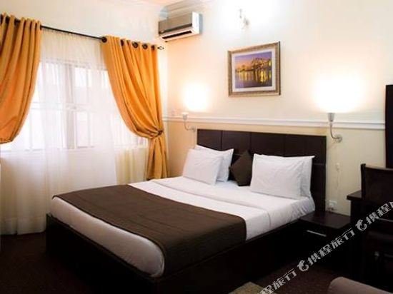 Фото Bjorne Suites