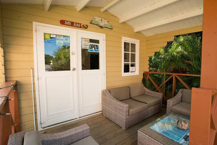 Фото La Maya Beach Spanish Water Luxury Apartment