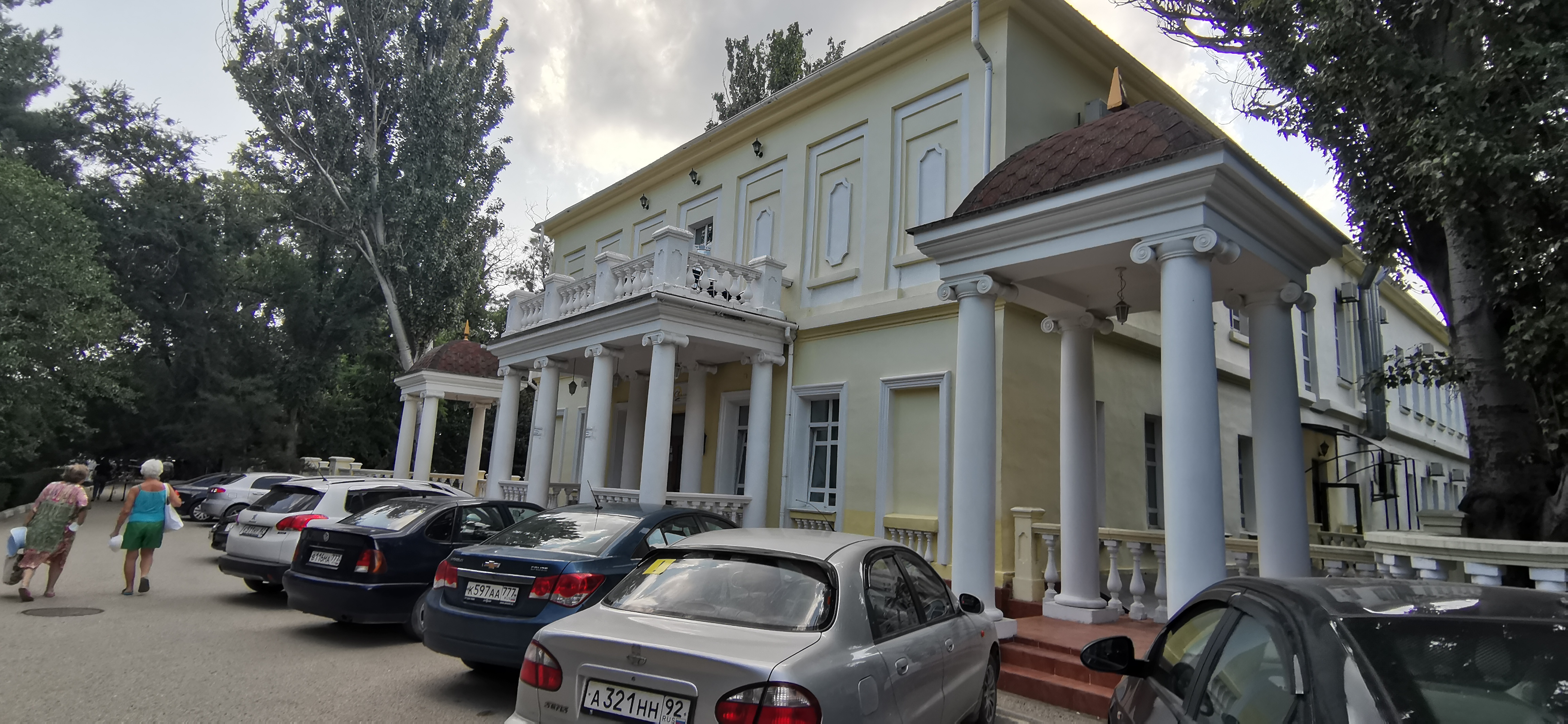 Фото Светлая