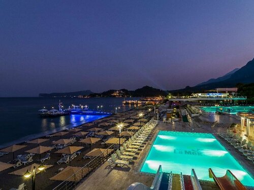 Гостиница Perre La Mer Hotel в Кемере