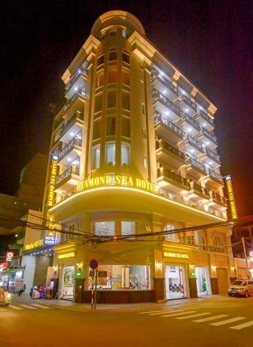 Гостиница Diamond Sea Hotel в Вунгтау