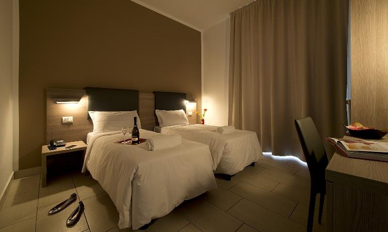 Фото Oasi Village Hotel