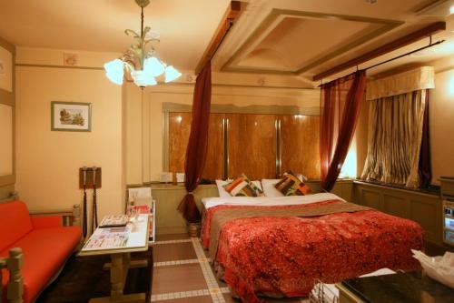 Фото Toyoko Inn Osaka Kyobashi Sakuranomiya