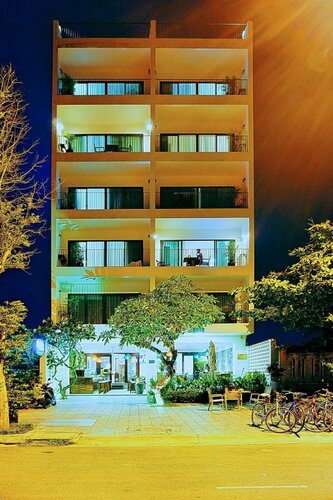 Гостиница Dan Oasis Beach Hotel and Apartment в Дананге