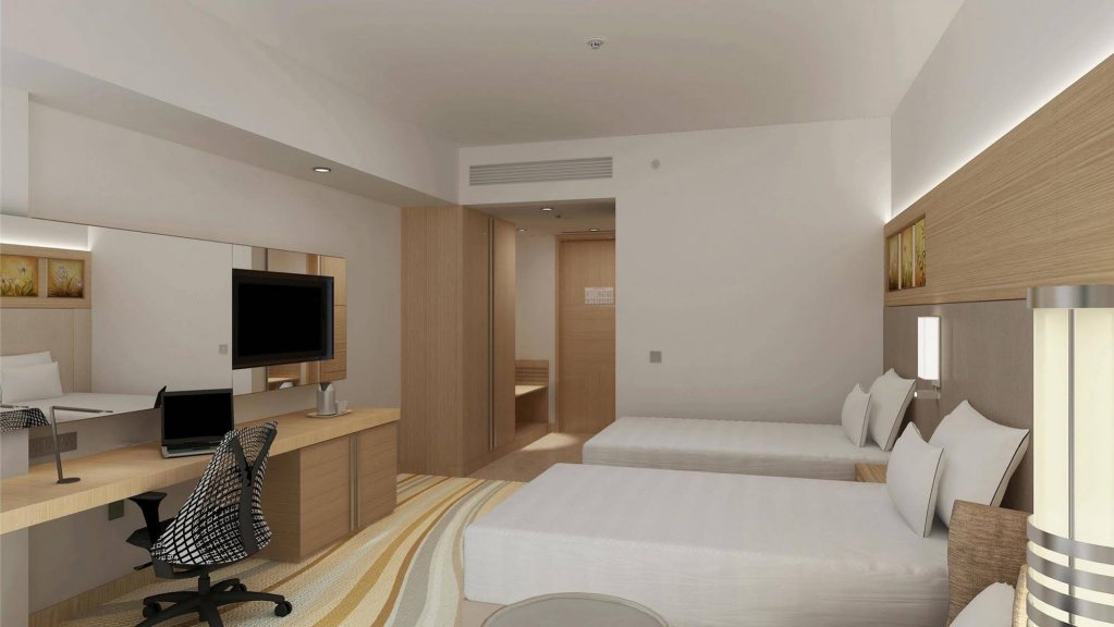 Фото Hilton Garden Inn Lucknow