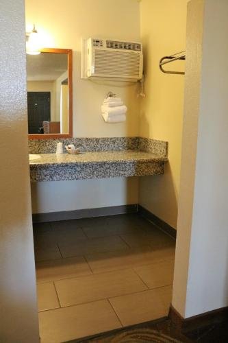 Фото Valli Hi Motel