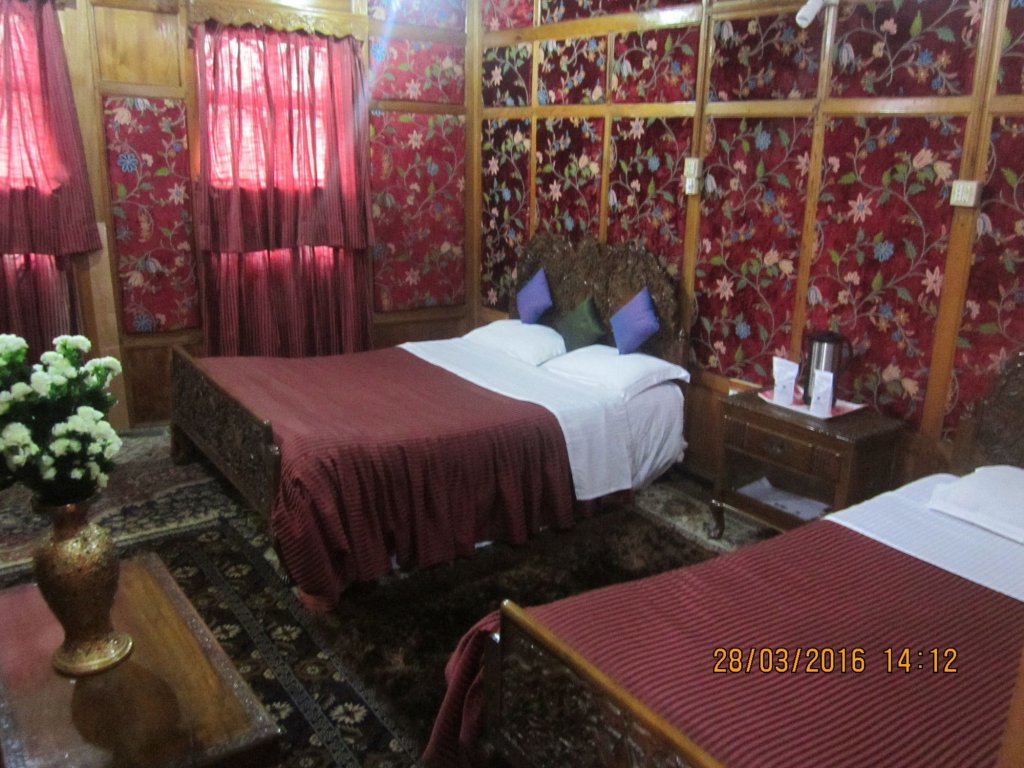 Фото Khilona Group Of Houseboats