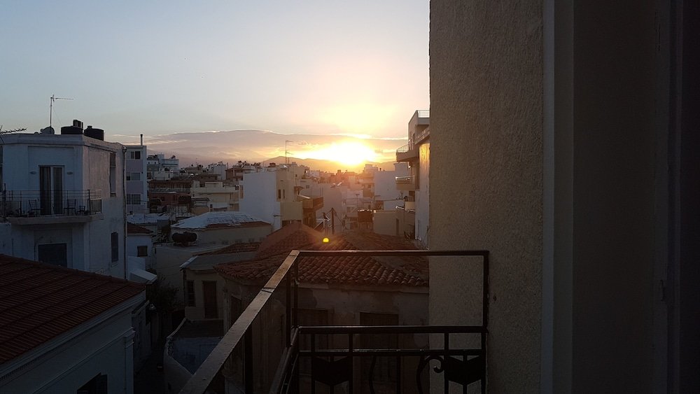 Фото Arhontiko in the city