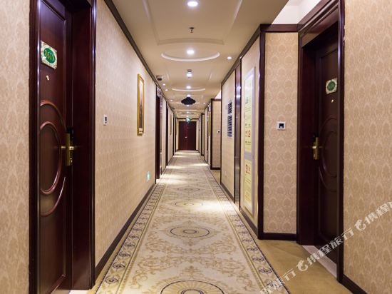 Фото Vienna Hotel Shanghai Puong Jinqiao Park