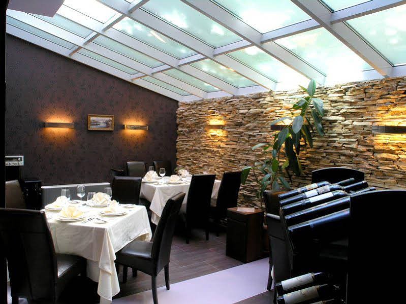 Фото Art Plaza Hotel