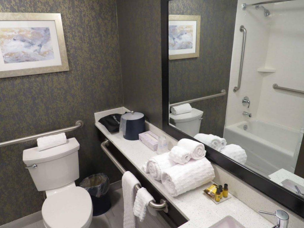 Фото Best Western Plus Landmark Inn