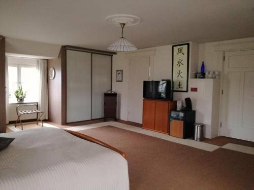 Гостиница Short Stay Emmen
