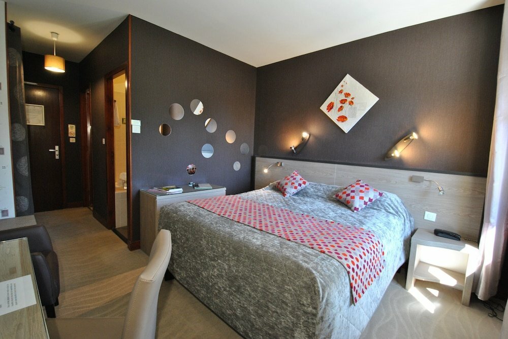 Vertex SPA hotel, отель, Переселенческая, 2а, с. Эстосадок - 2ГИС