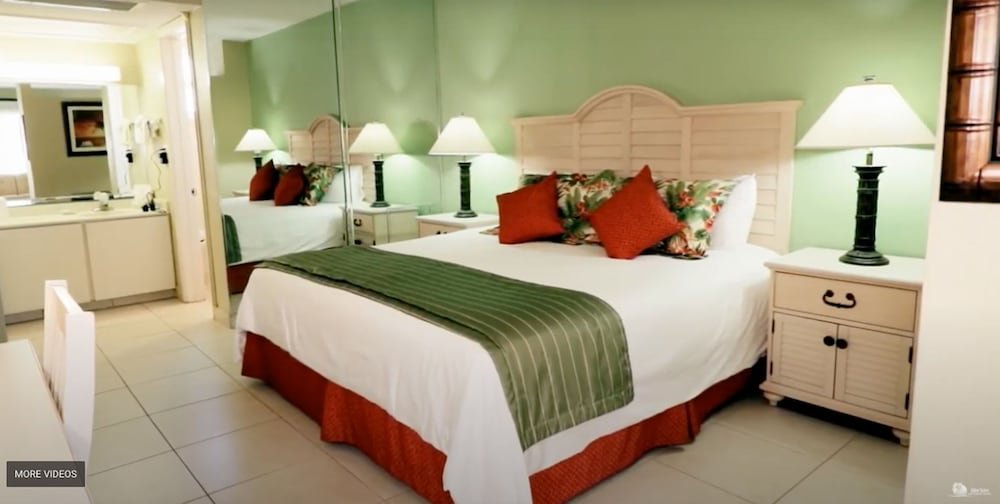 Фото Alden Suites - A Beachfront Resort