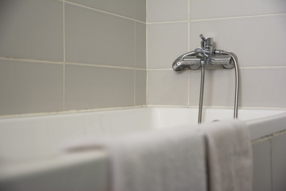 Фото Superior & Spacious Duplex in the Kerem