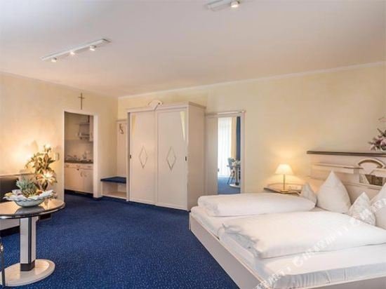 Фото Hotel am Schlosspark