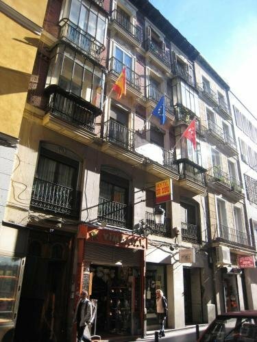 Гостиница Hostal San Isidro в Мадриде
