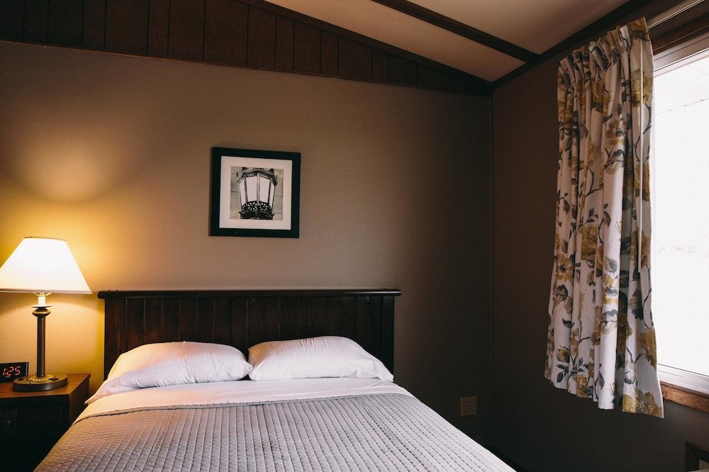 Фото Fannies Supper Club and Motel