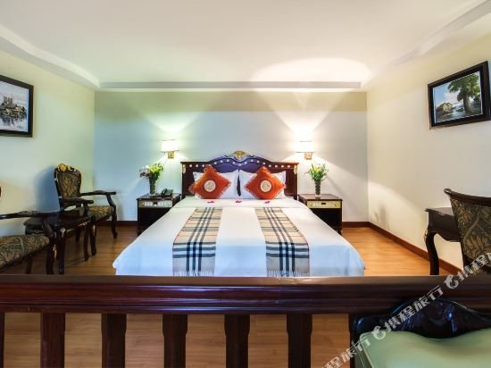 Фото Smiling Hotel