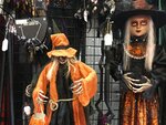 Costume Shop Friday (Dmitriya Ulyanova Street, 31) ، أزياء الكرنفال و المسرح والرقص