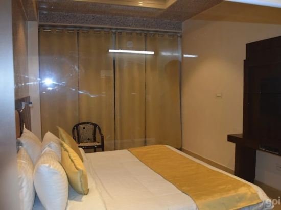 Фото Hotel Kings Regency