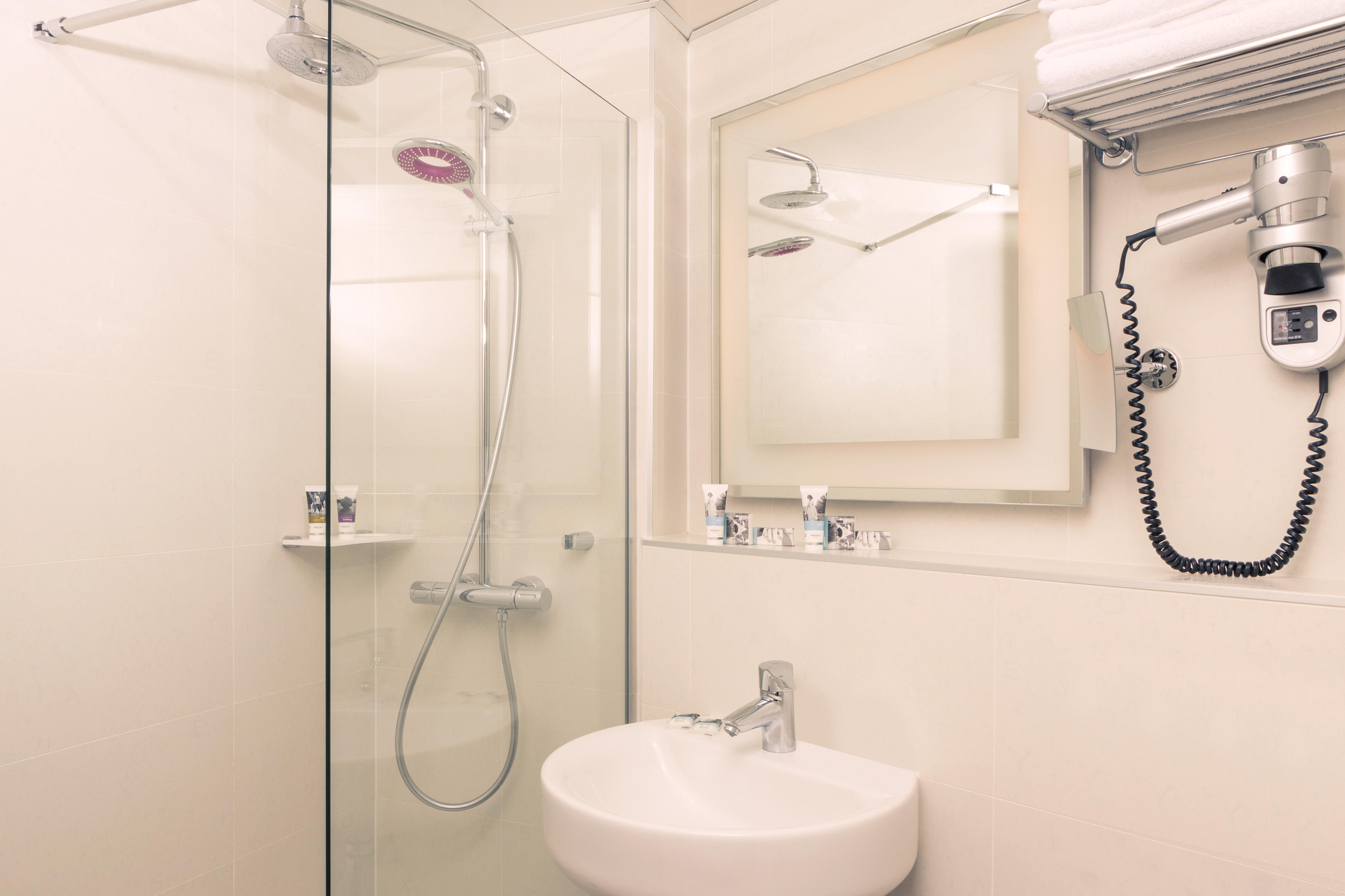 Фото Mercure Paris Montparnasse Raspail