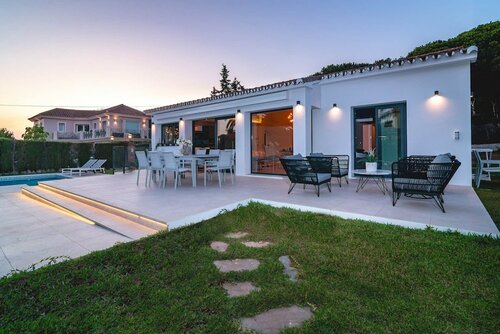 Гостиница Mar - Luxury Villa Marbesa 400 meters to beach
