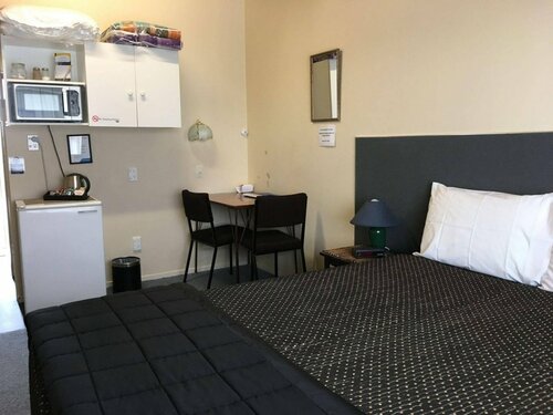 Гостиница Thornton Lodge Motel