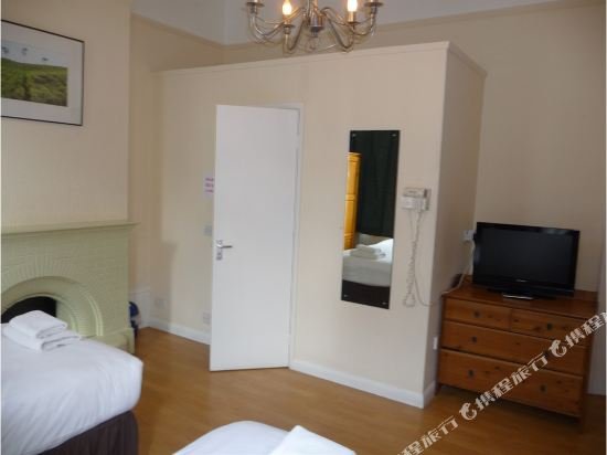 Фото The Black Lion