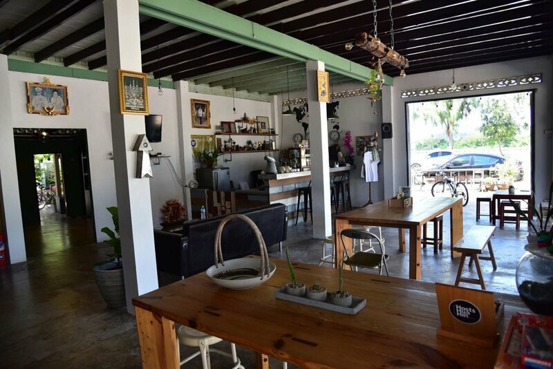 Гостиница Hosts Hua Hin