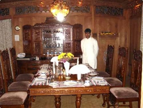 Фото Meena Group houseboats