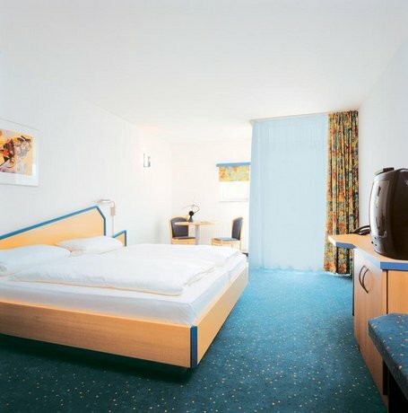 Гостиница Donna Hotel Klosterhof