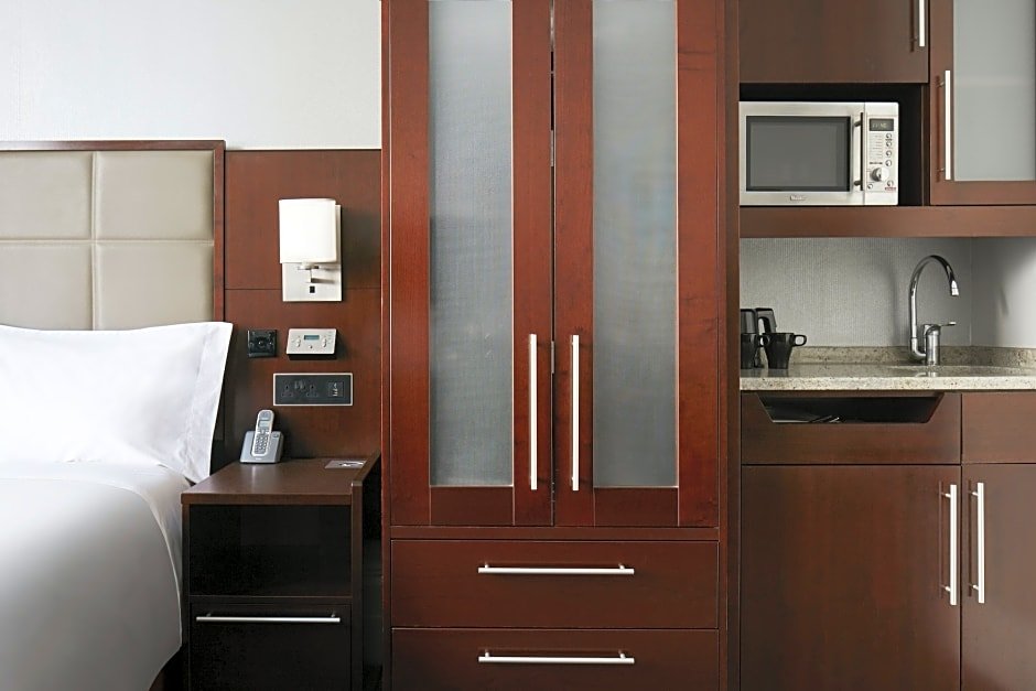 Фото The Trafalgar St. James London, Curio Collection by Hilton