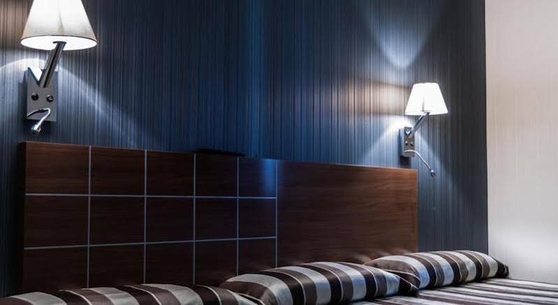 Фото Hostal Bcn 46