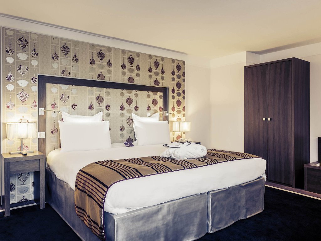 Фото Novotel Bordeaux Centre Gare Saint Jean