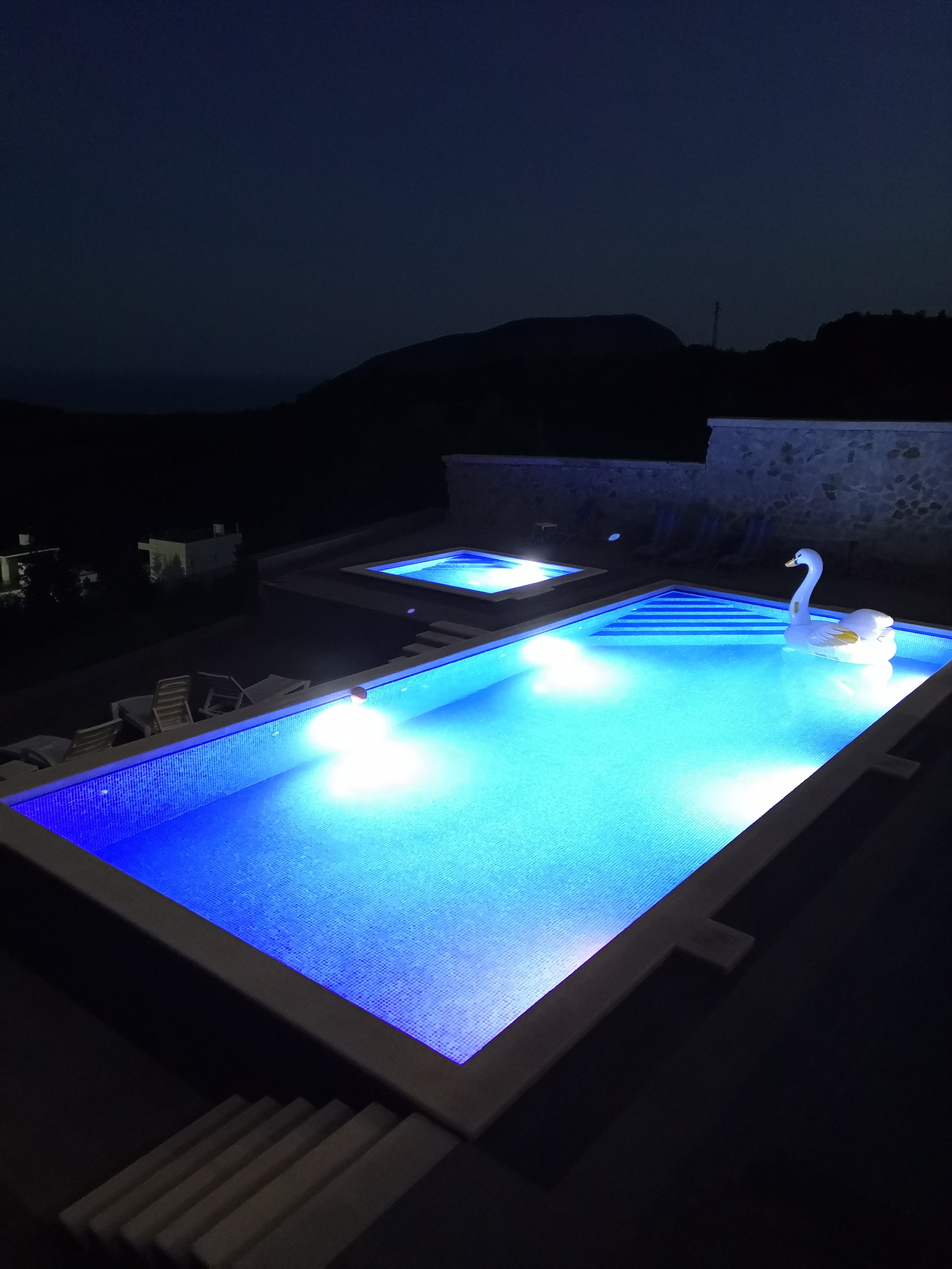 Фото Avalon Apartments