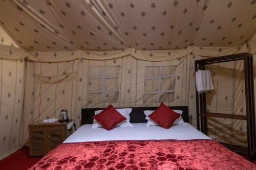 Гостиница Jaisalmer Winds Desert Camp