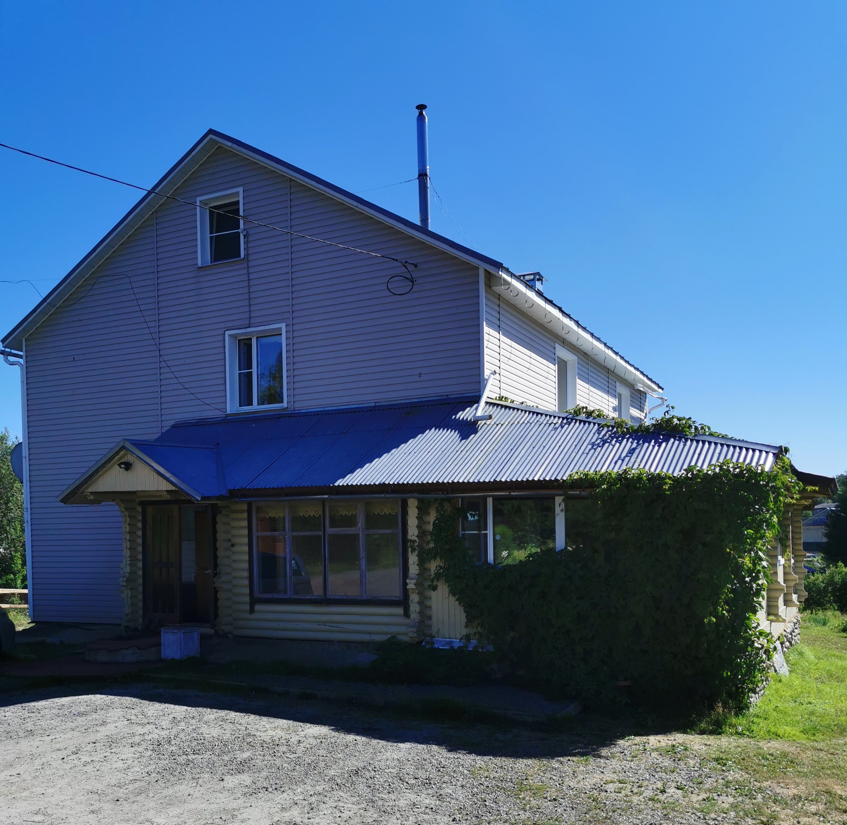 Фото Дом у озера Хюмпелянъярви