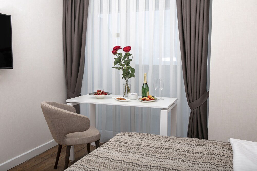 Фото Dream Apartments at Alliance Palace