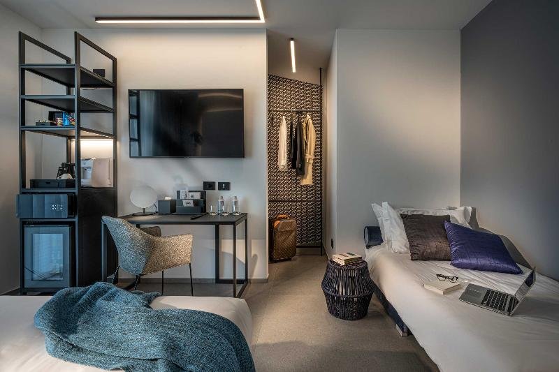 Фото J44 Lifestyle hotel