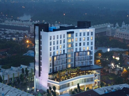 Гостиница Brits Hotel Karawang