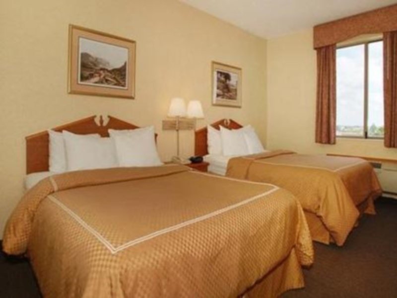 Фото Quality Suites Ne Indianapolis Fishers