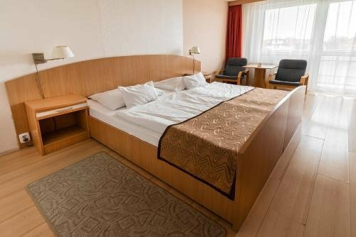 Гостиница Barátság SPA & Wellness Hotel в Хайдусобосло
