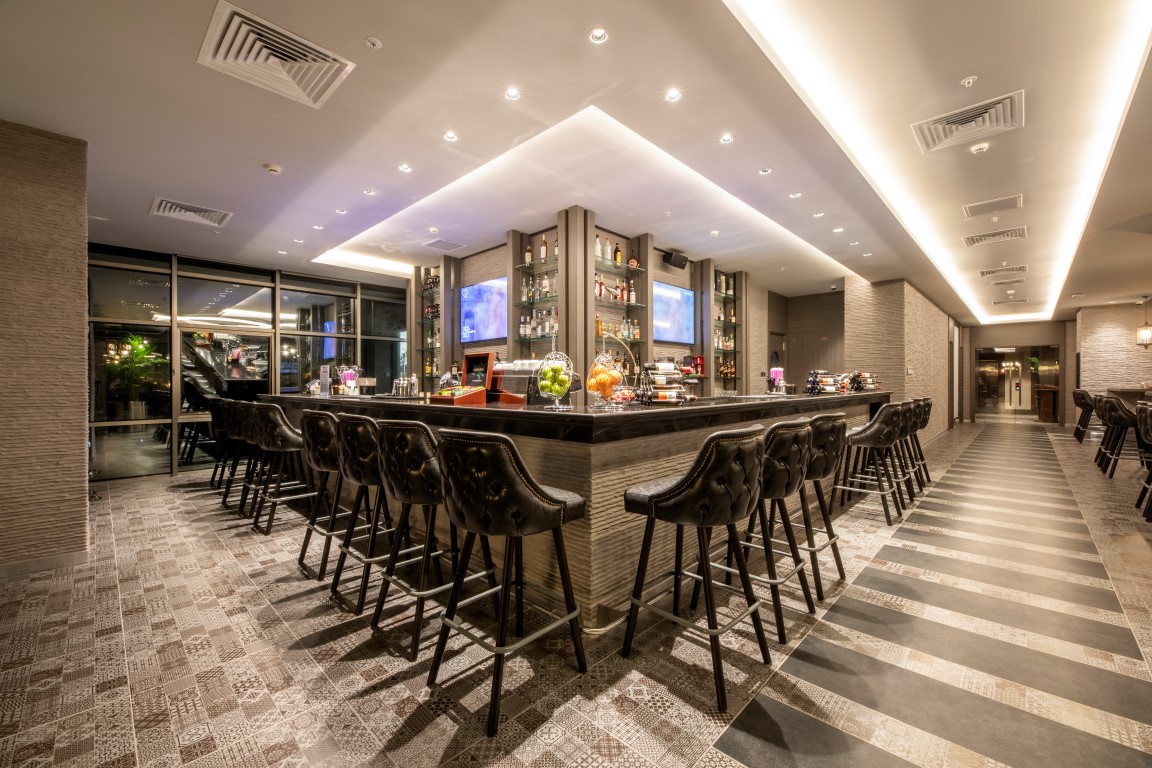 Фото Concorde Tower Casino & Convention & SPA