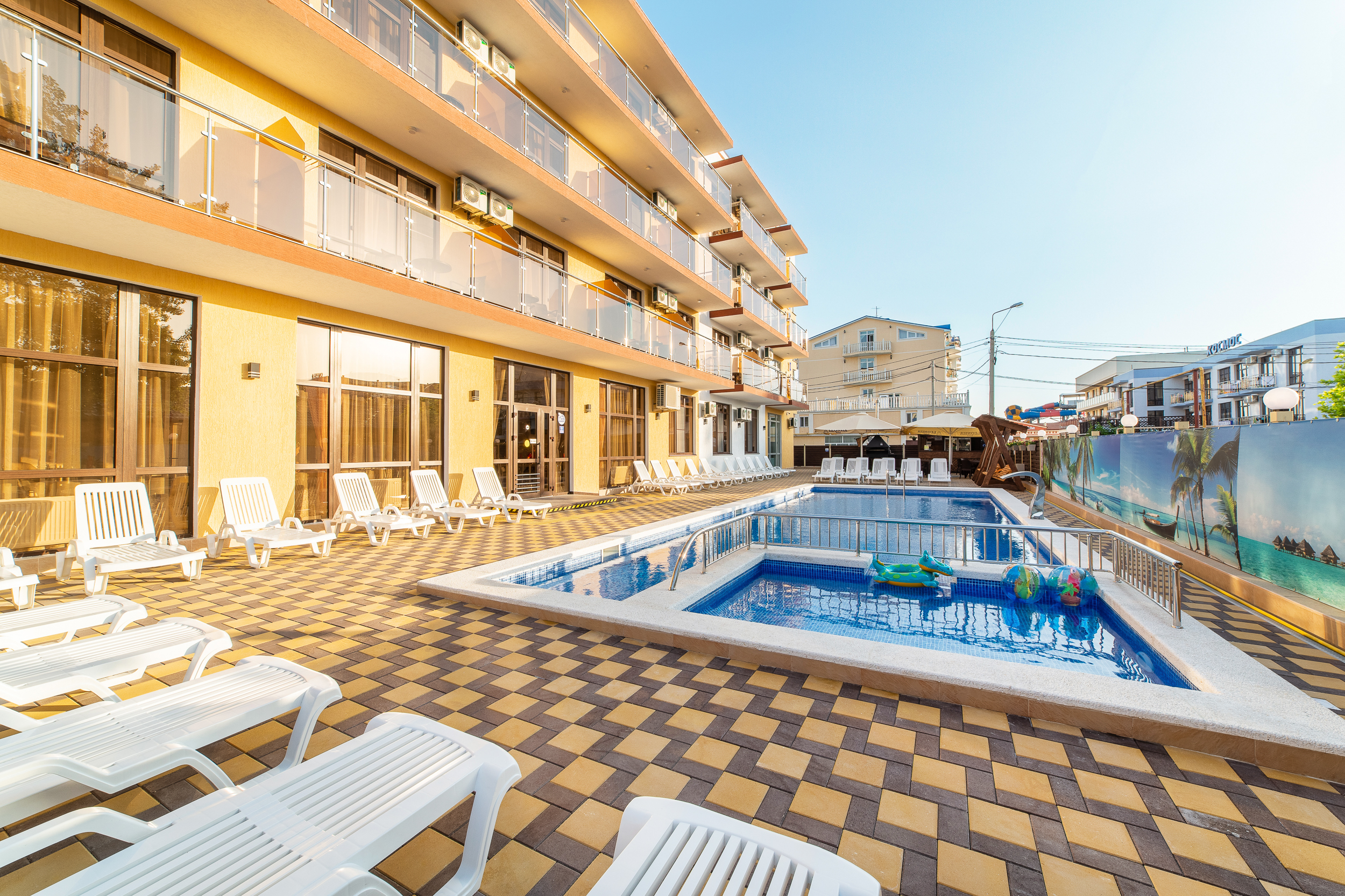 Фото Leonsia Family Hotel