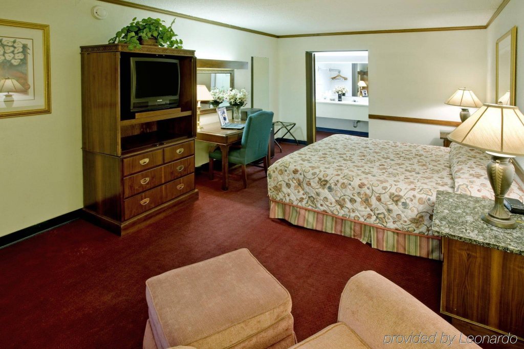 Фото Springhill Suites by Marriott Waco