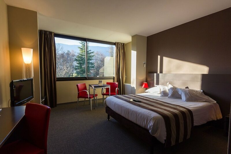 Гостиница Homtel le Cervolan