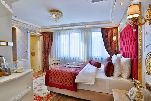 Гостиница Hotel Emirhan Palace в Авджиларе