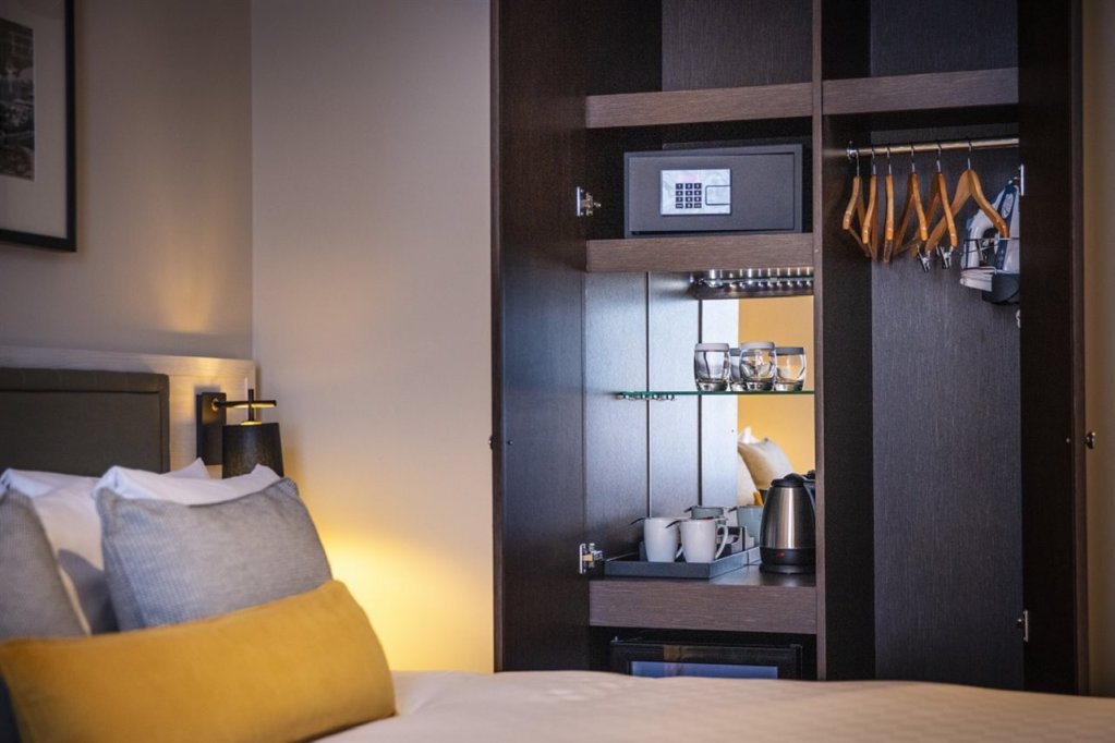 Фото Отель The Clermont London