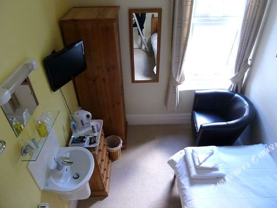 Фото Rutland Guest House